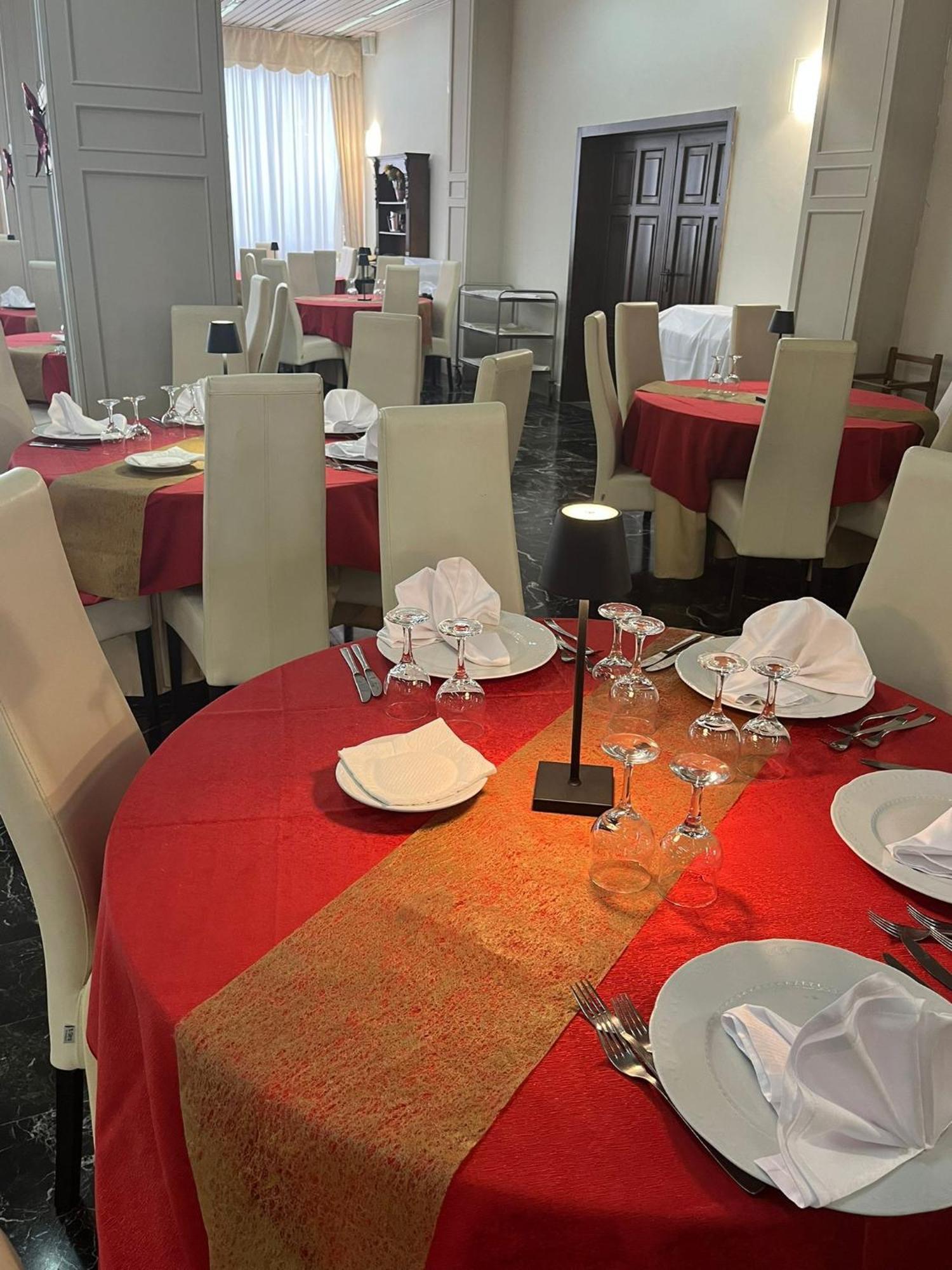 Pisani Hotel San Nicola La Strada Zewnętrze zdjęcie