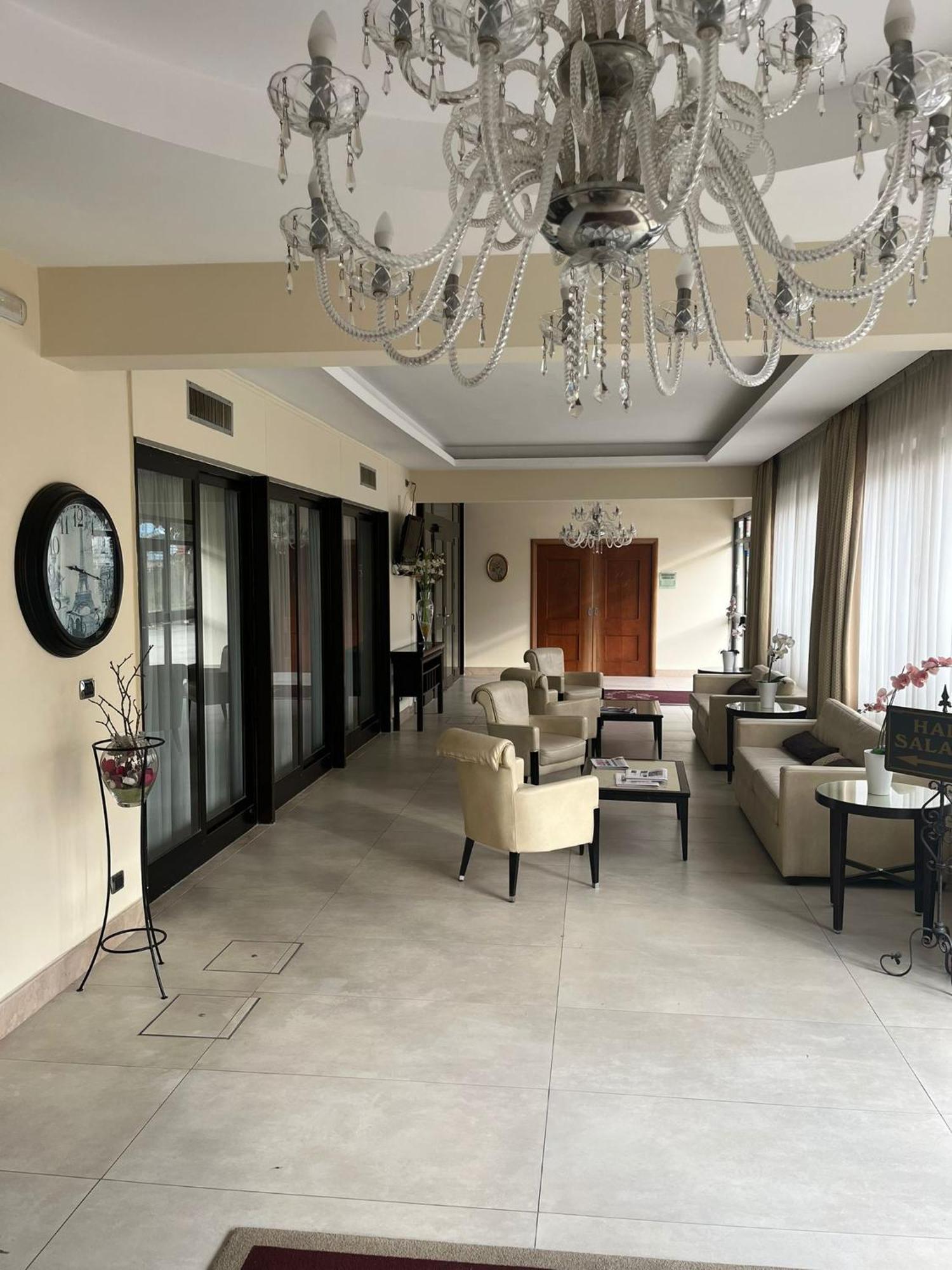 Pisani Hotel San Nicola La Strada Zewnętrze zdjęcie