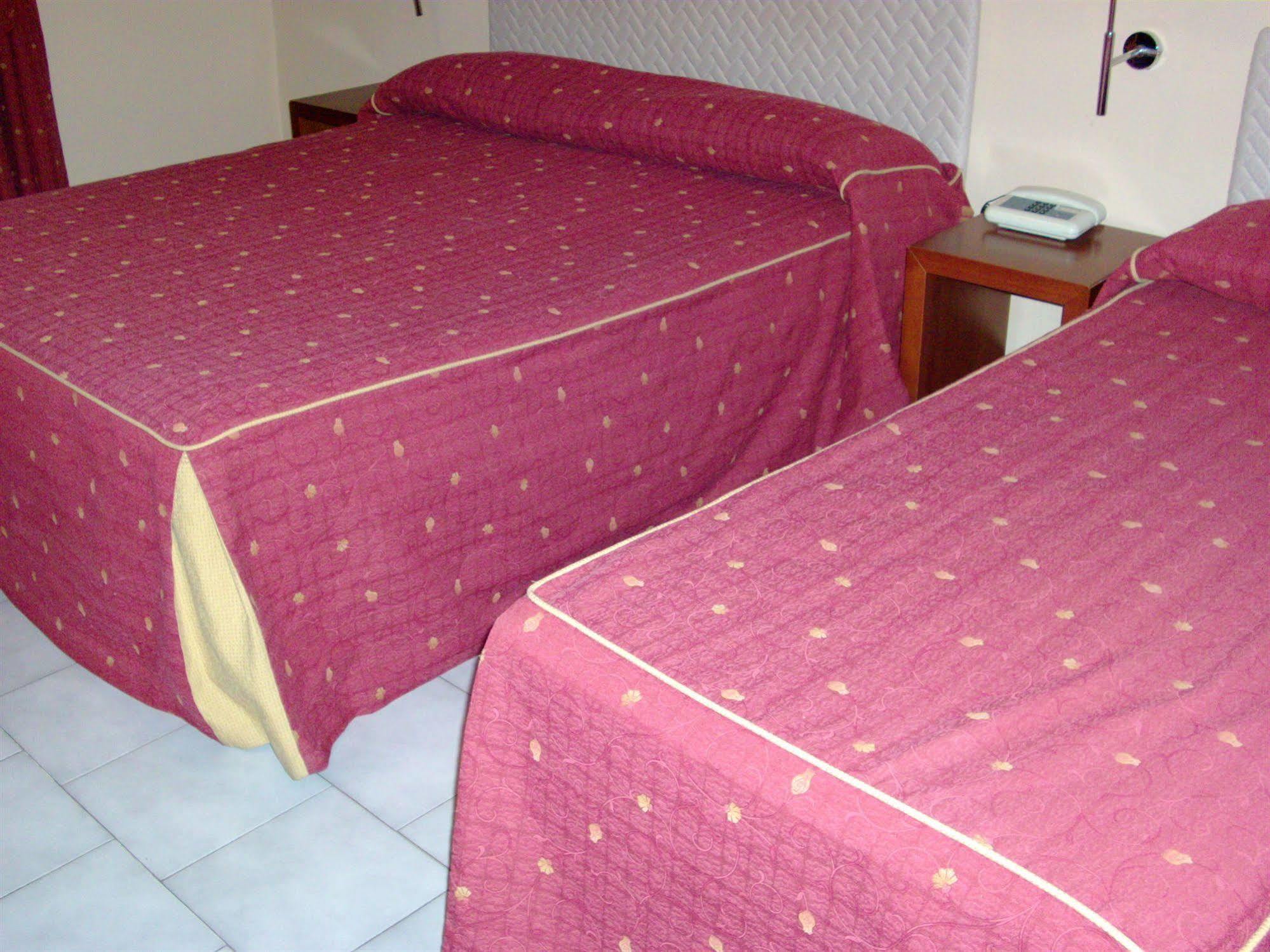 Pisani Hotel San Nicola La Strada Zewnętrze zdjęcie